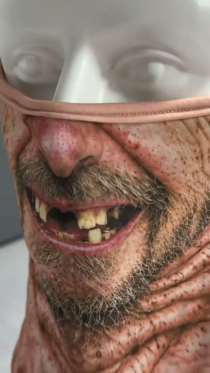 Close-up of the printed face and the eye opening